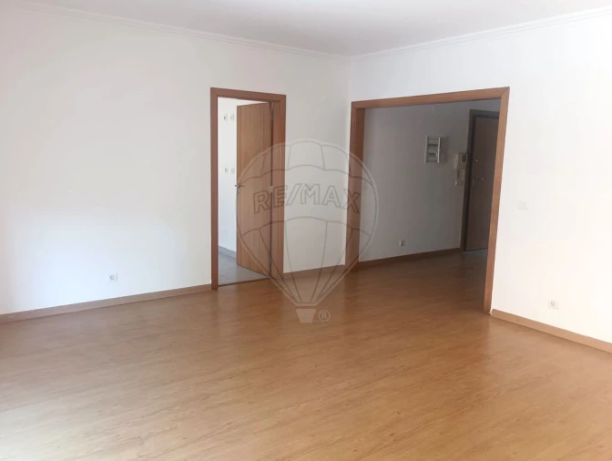 Apartamento T3 para Venda em Encosta do Sol Foto 17