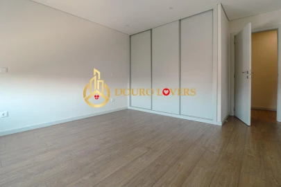 Apartamento T3 para Venda em Cedofeita, Santo Ildefonso, Sé, Miragaia, São Nicolau e Vitória