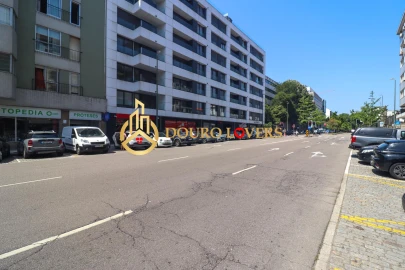 Apartamento T3 para Venda em Cedofeita, Santo Ildefonso, Sé, Miragaia, São Nicolau e Vitória
