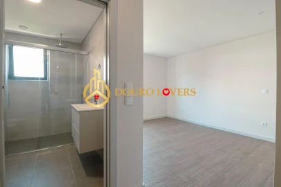Apartamento T3 para Venda em Cedofeita, Santo Ildefonso, Sé, Miragaia, São Nicolau e Vitória