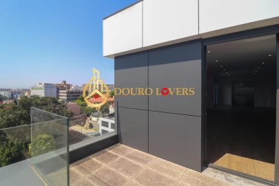 Apartamento T4 para Venda em Cedofeita, Santo Ildefonso, Sé, Miragaia, São Nicolau e Vitória
