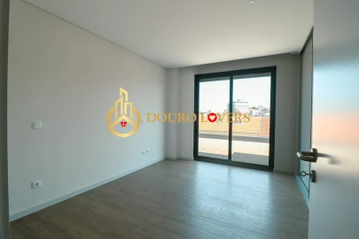 Apartamento T4 para Venda em Cedofeita, Santo Ildefonso, Sé, Miragaia, São Nicolau e Vitória