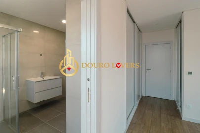 Apartamento T4 para Venda em Cedofeita, Santo Ildefonso, Sé, Miragaia, São Nicolau e Vitória