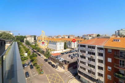 Apartamento T4 para Venda em Cedofeita, Santo Ildefonso, Sé, Miragaia, São Nicolau e Vitória