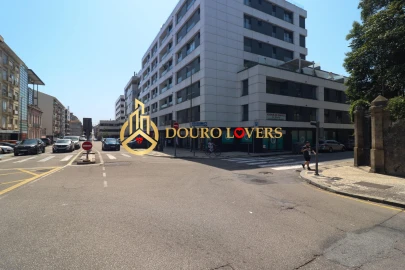 Apartamento T3 para Venda em Cedofeita, Santo Ildefonso, Sé, Miragaia, São Nicolau e Vitória