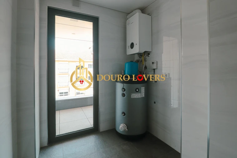 Apartamento T3 para Venda em Cedofeita, Santo Ildefonso, Sé, Miragaia, São Nicolau e Vitória Foto 10