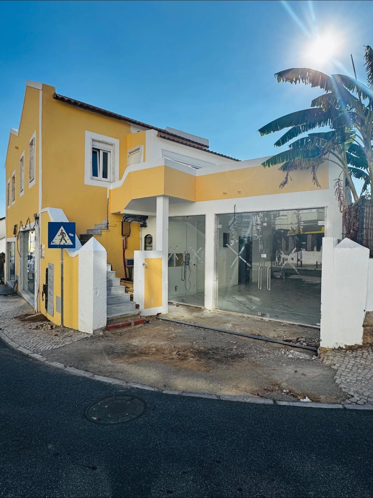 Negócio para Arrendamento em Carcavelos e Parede Foto 2