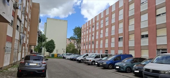 Apartamento T2 para Venda em Cacém e São Marcos