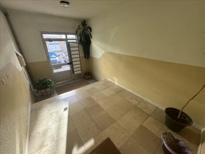 Apartamento T2 para Venda em Cacém e São Marcos Foto 2
