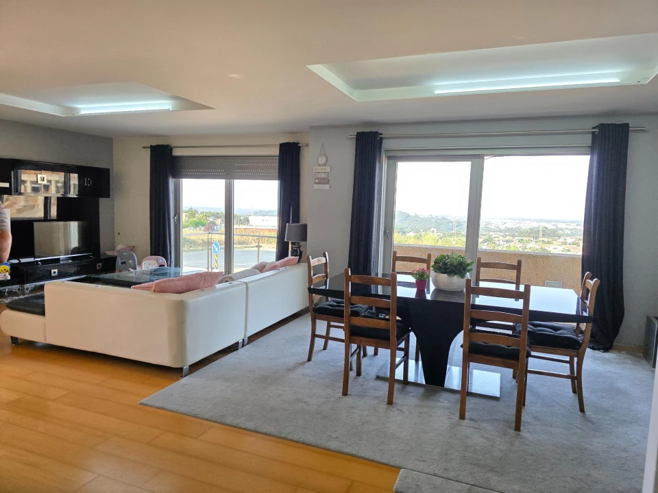 Moradia T6 para Venda em Escapães Foto 30