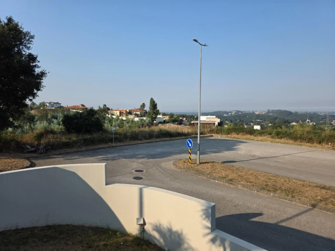 Moradia T6 para Venda em Escapães Foto 15