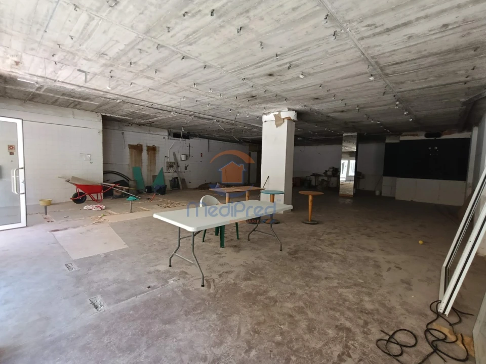 Loja para Venda em Santa Maria, São Pedro e Matacães Foto 8