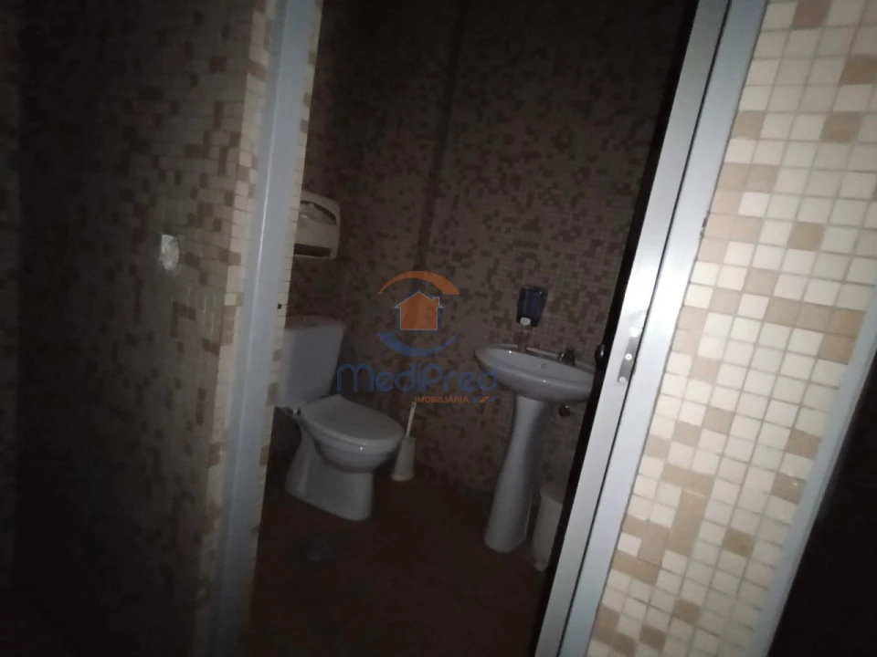 Loja para Venda em Santa Maria, São Pedro e Matacães Foto 12