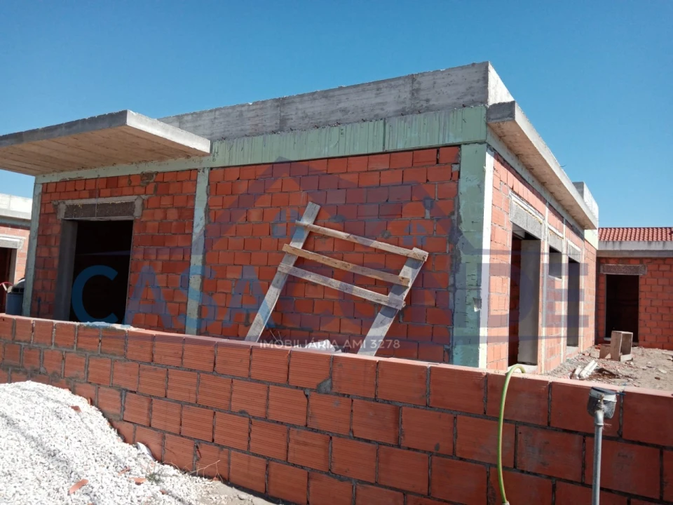 Moradia T4 para Venda em Fernao Ferro Foto 3