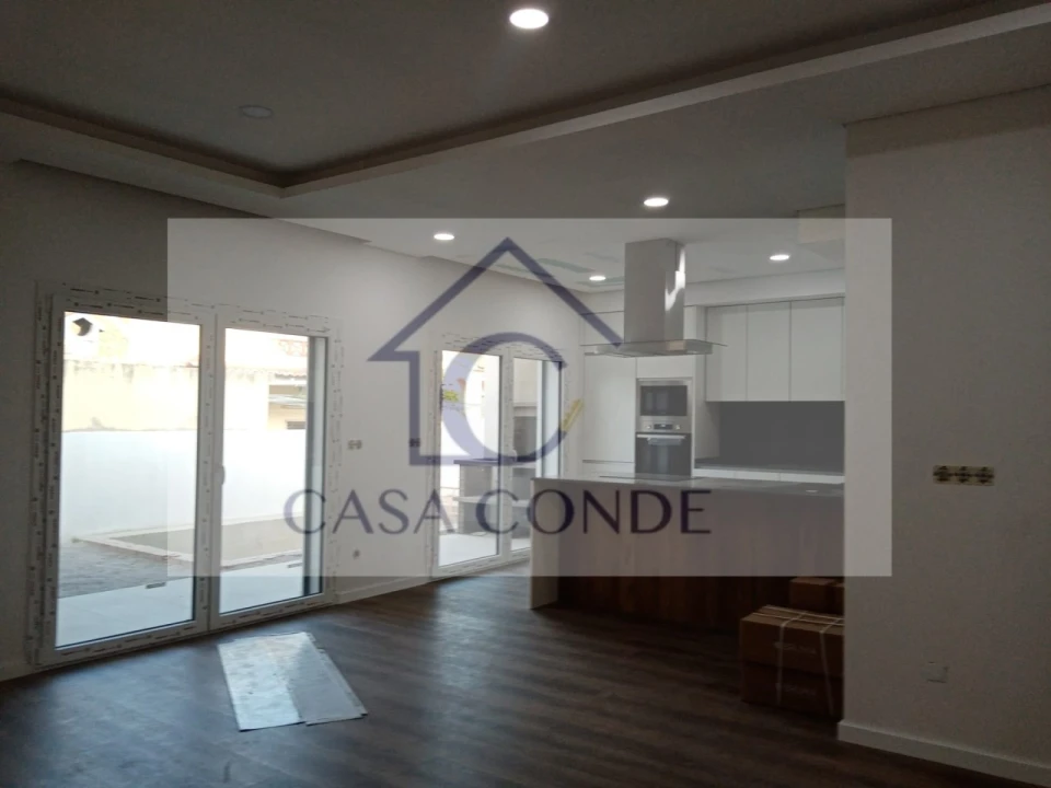 Moradia T4 para Venda em Fernao Ferro Foto 17