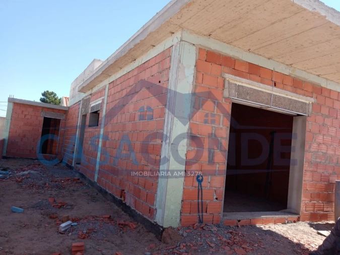 Moradia T4 para Venda em Fernao Ferro Foto 2