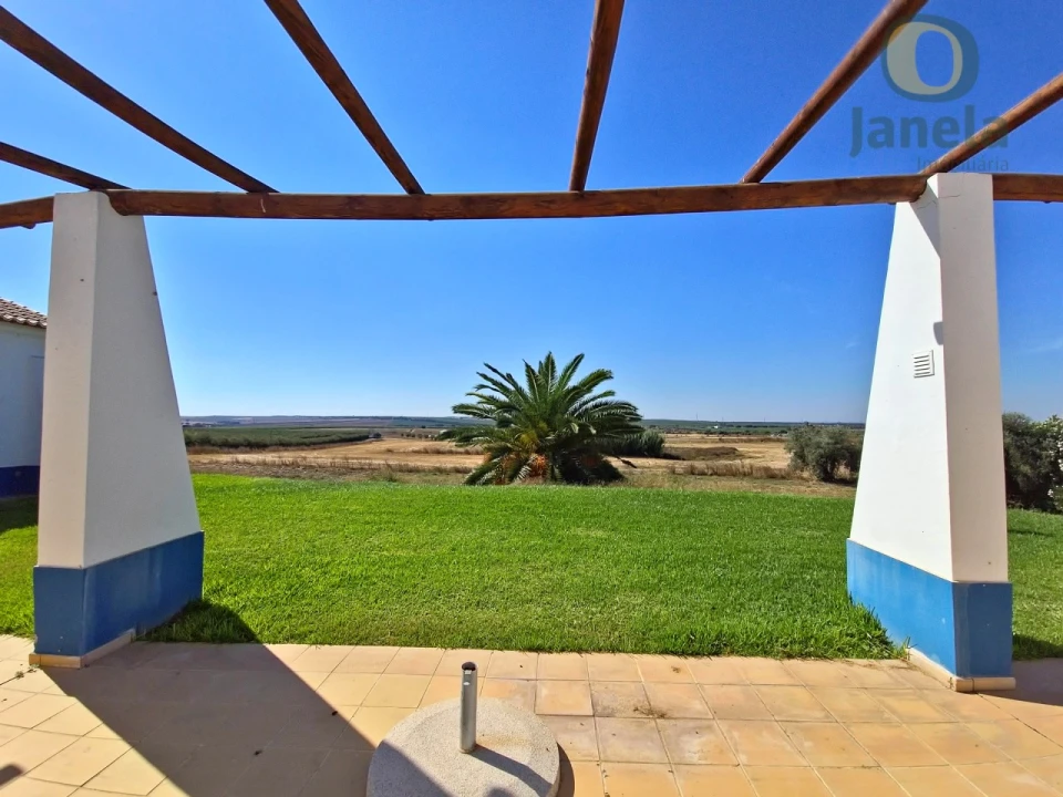 Quinta T7 para Venda em Ferreira do Alentejo e Canhestros Foto 12
