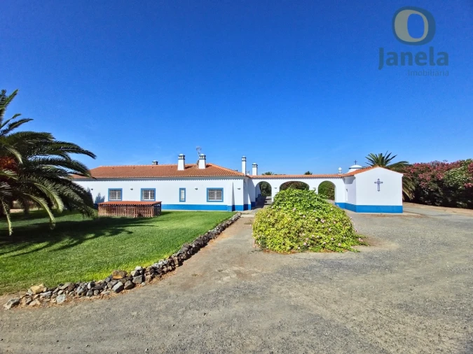 Quinta T7 para Venda em Ferreira do Alentejo e Canhestros Foto 1