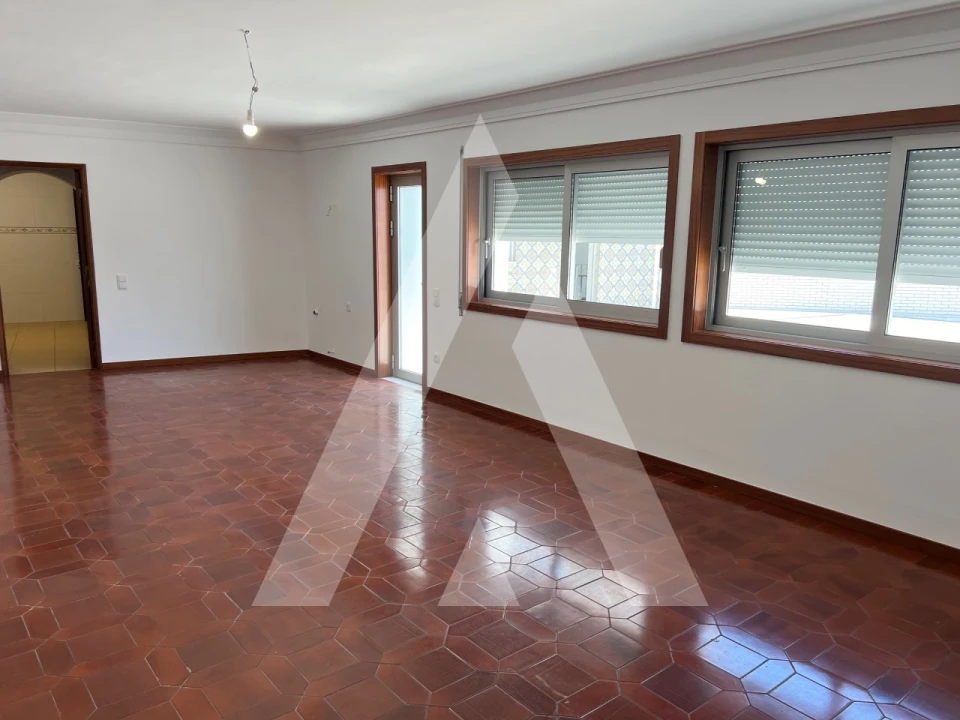 Moradia T4 para Venda em São Bernardo Foto 9