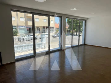 Moradia T4 para Venda em São Bernardo