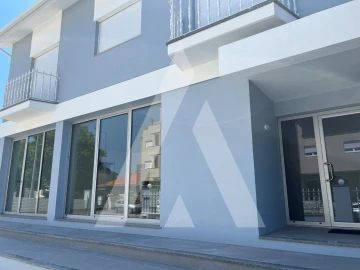 Moradia T4 para Venda em São Bernardo