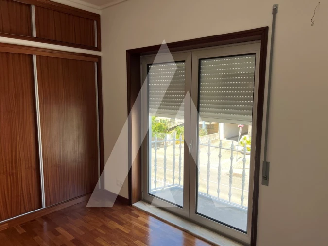 Moradia T4 para Venda em São Bernardo Foto 17