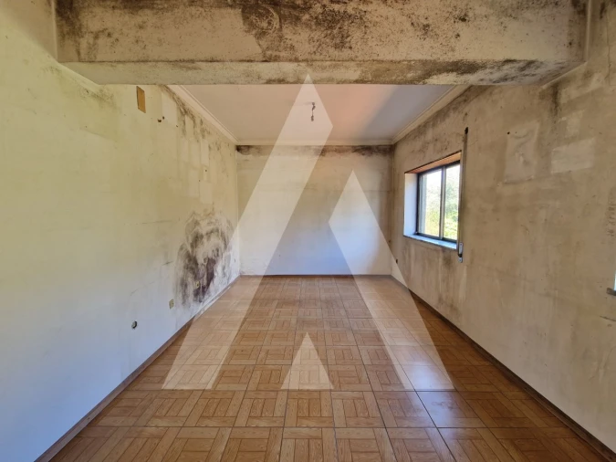 Moradia T5 para Venda em Santa Clara e Castelo Viegas Foto 18