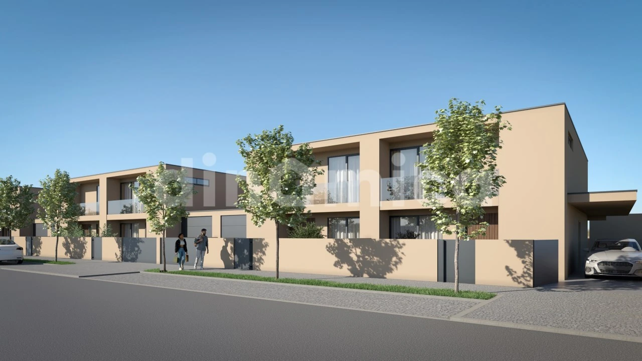 Moradia T3 para Venda em Ruivães e Novais Foto 3