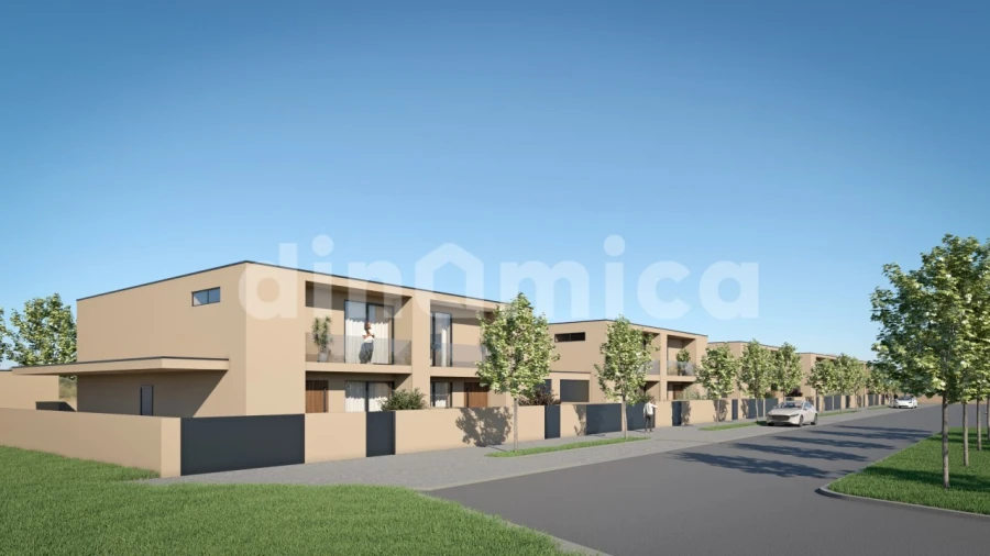 Moradia T3 para Venda em Ruivães e Novais