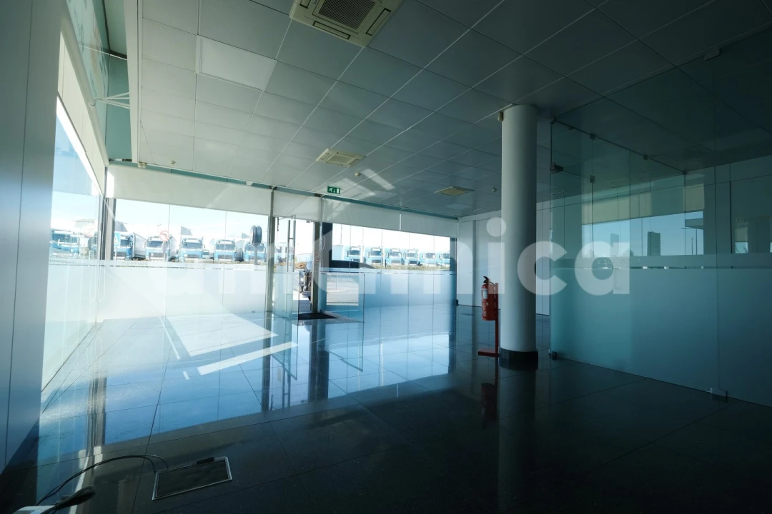 Loja para Arrendamento em Vila Nova de Famalicão e Calendário Foto 4