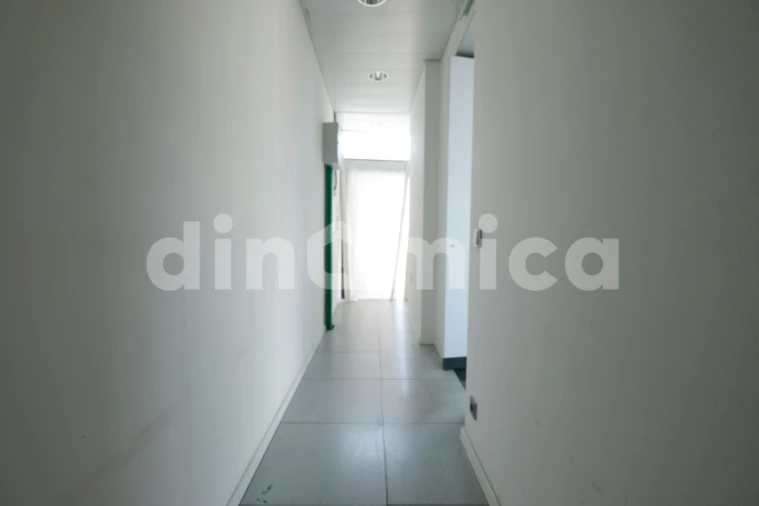 Loja para Arrendamento em Vila Nova de Famalicão e Calendário Foto 18