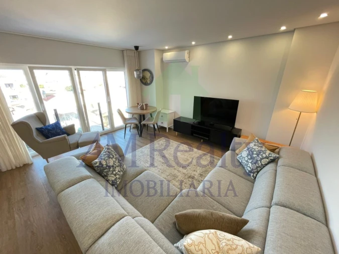 Apartamento T2 para Venda em Bombarral e Vale Covo Foto 11