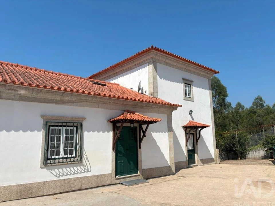 Moradia T4 para Venda em Esqueiros, Nevogilde e Travassós Foto 29