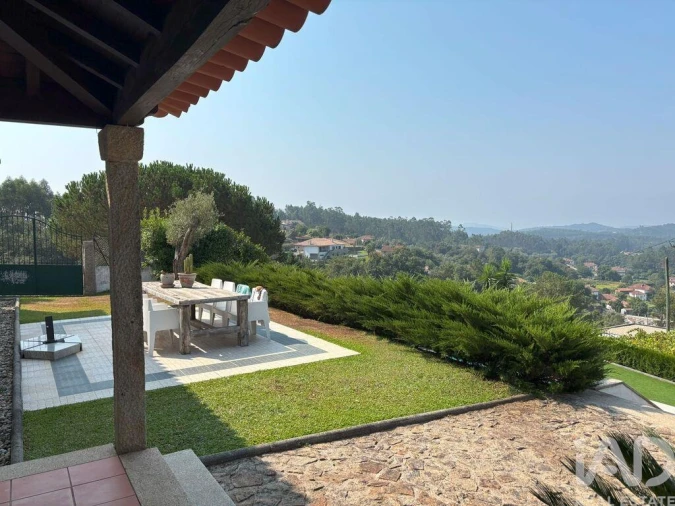 Moradia T4 para Venda em Esqueiros, Nevogilde e Travassós Foto 3