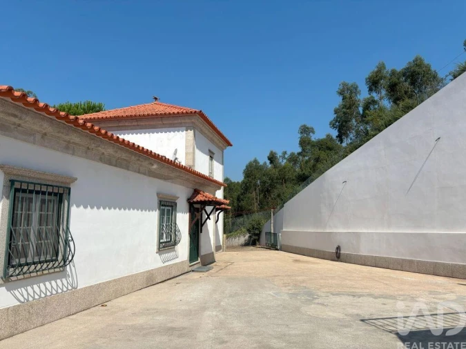 Moradia T4 para Venda em Esqueiros, Nevogilde e Travassós Foto 28