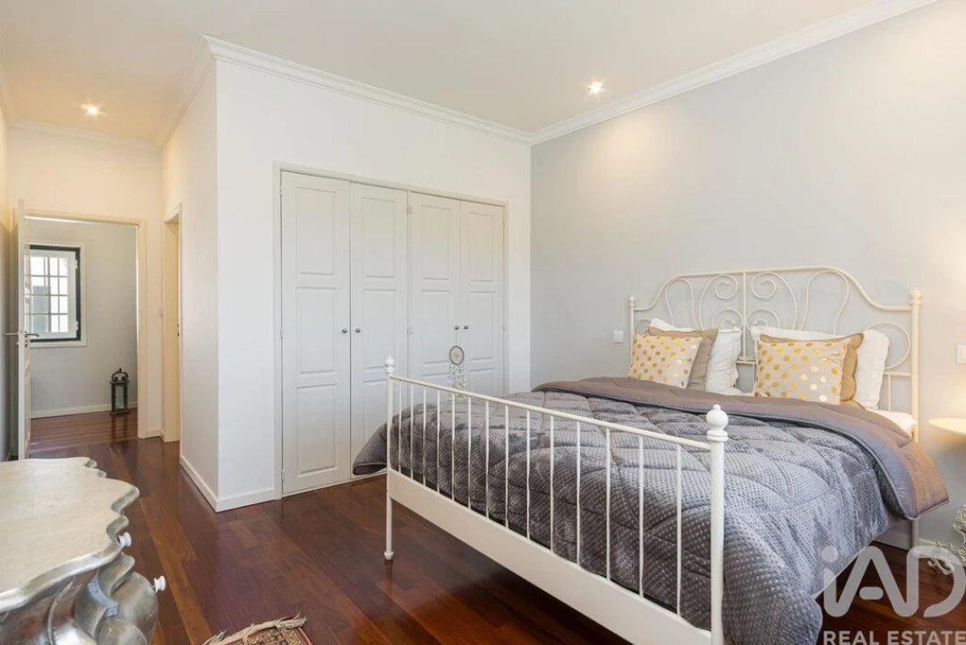 Moradia T4 para Venda em Esqueiros, Nevogilde e Travassós Foto 14