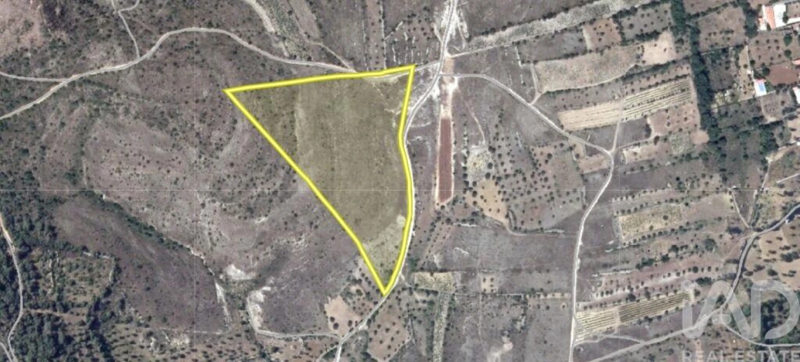 Terreno para Venda em Chãos Foto 29