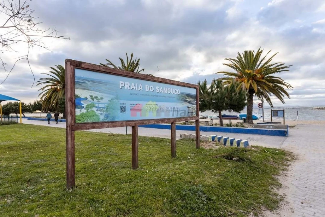 Terreno para Venda em Samouco Foto 9