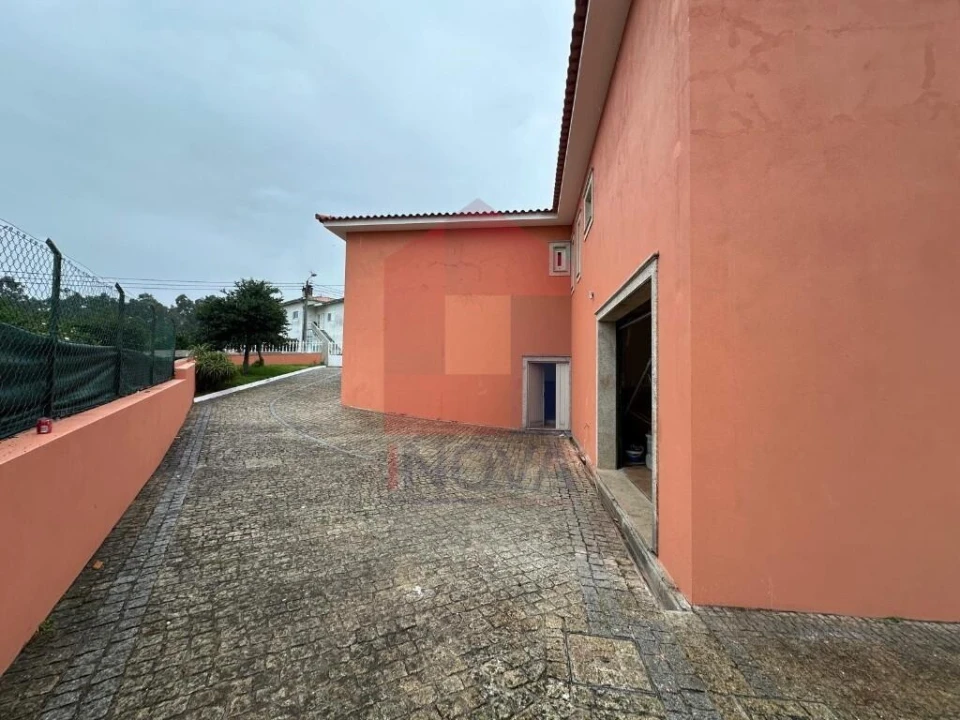 Moradia T3 para Venda em Nine Foto 17