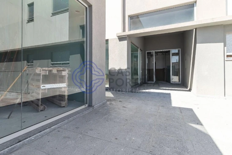 Apartamento T1 para Venda em Mozelos Foto 18