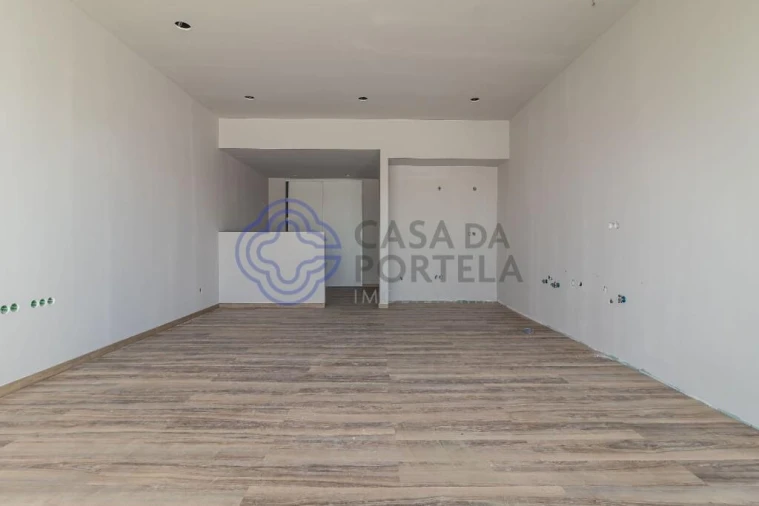 Apartamento T1 para Venda em Mozelos Foto 4