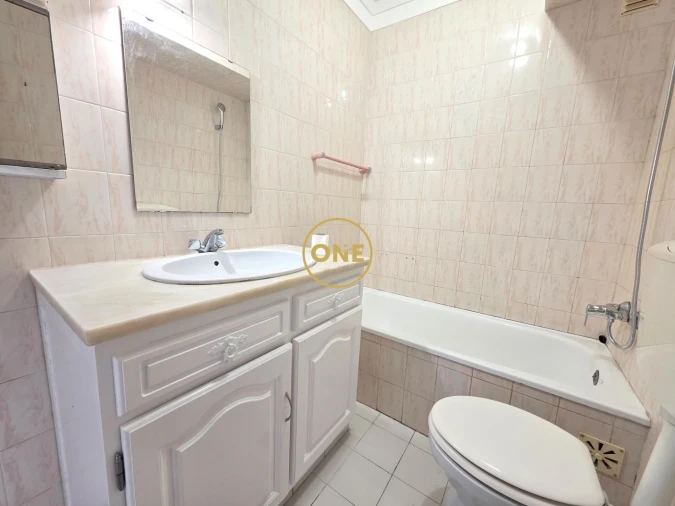 Apartamento T1 para Venda em Santa Maria e São Miguel, São Martinho, São Pedro Penaferrim Foto 7