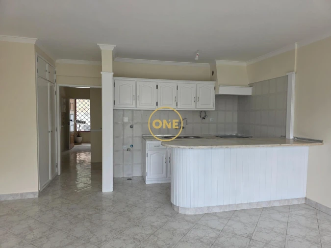 Apartamento T1 para Venda em Santa Maria e São Miguel, São Martinho, São Pedro Penaferrim Foto 12