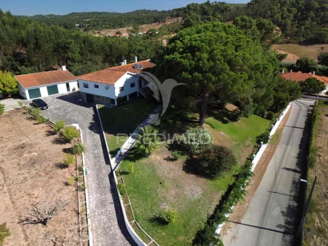 Moradia T6 para Venda em São João da Ribeira e Ribeira de São João Foto 2