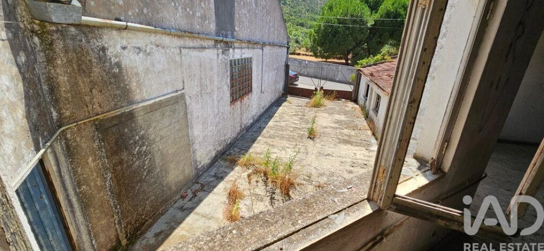 Loja para Venda em Minde Foto 2