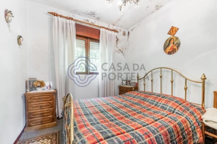 Moradia T3 para Venda em Vilar de Ferreiros Foto 12