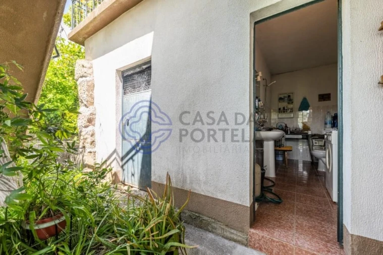 Moradia T3 para Venda em Vilar de Ferreiros Foto 26