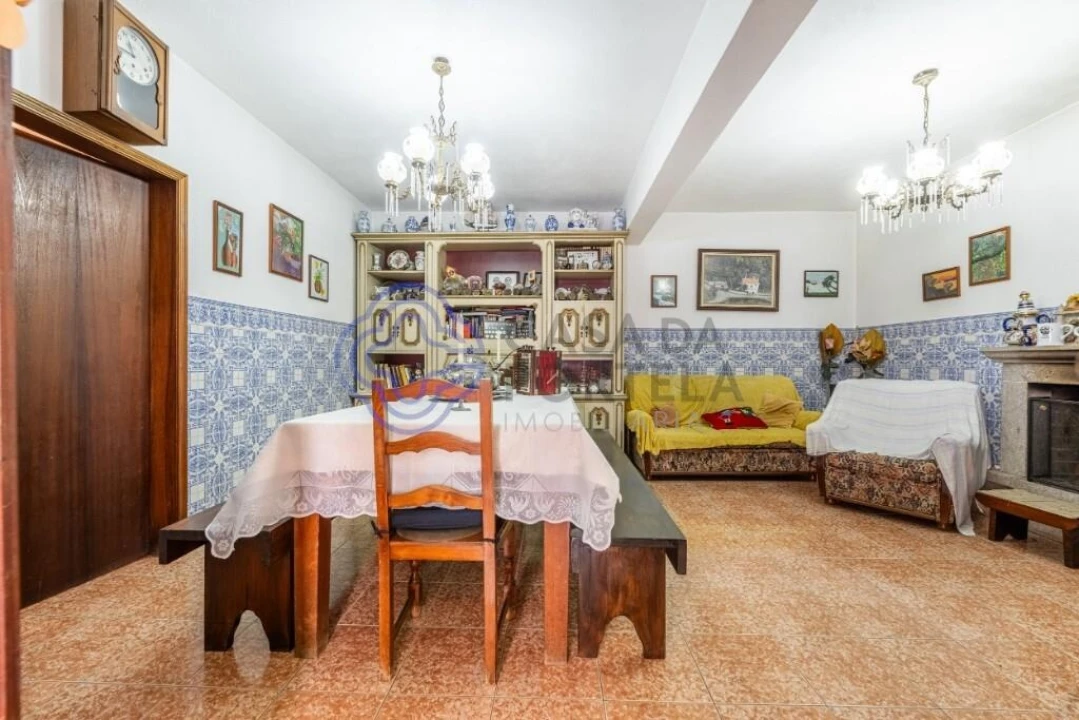 Moradia T3 para Venda em Vilar de Ferreiros Foto 24