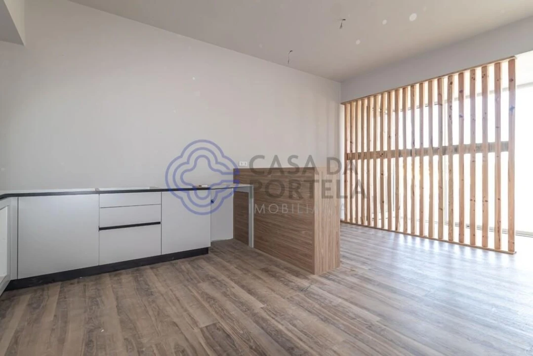 Apartamento T1 para Venda em Mozelos Foto 24