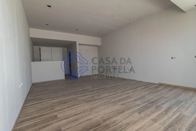 Apartamento T1 para Venda em Mozelos Foto 3